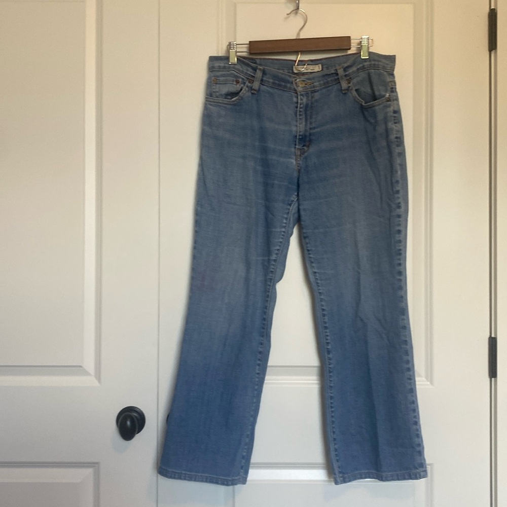 Levi's Women's 505 Relaxed Fit‎ Boot Cut Jeans